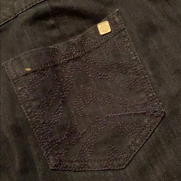 Perfect Denim Skirt - Picture 4 of 6